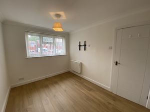 Bedroom- click for photo gallery